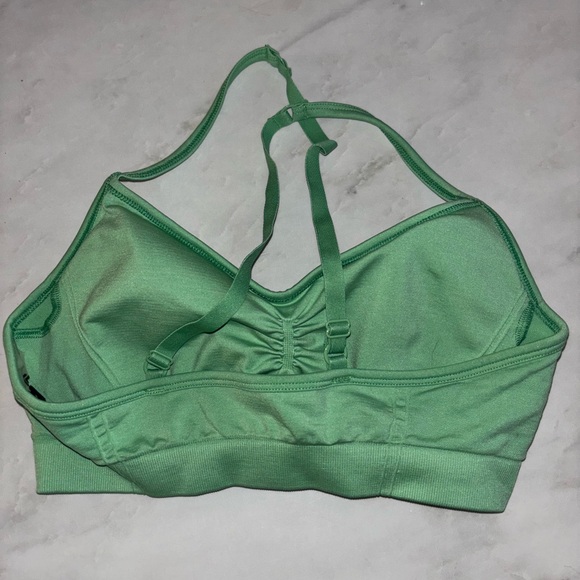 Oner active effortless bra in Jade - Picture 1 of 3
